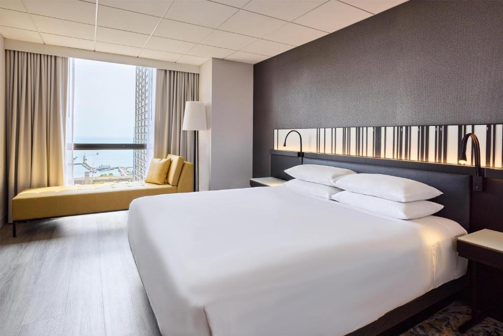 Hyatt Regency Chicago - 