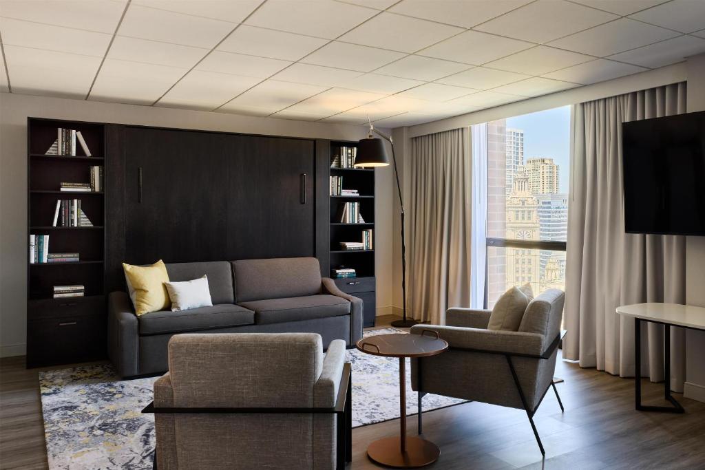 Hyatt Regency Chicago - 