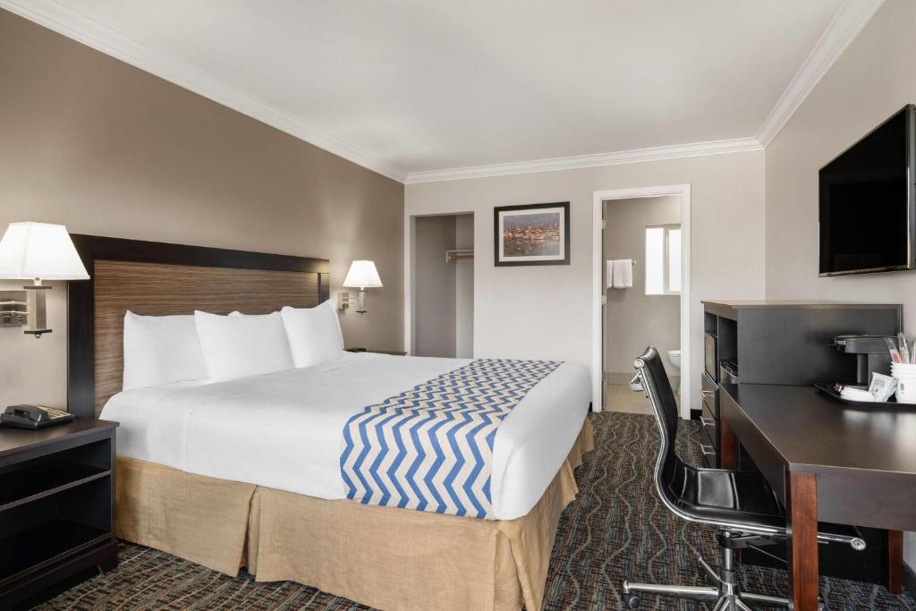 Travelodge by Wyndham Eureka photo