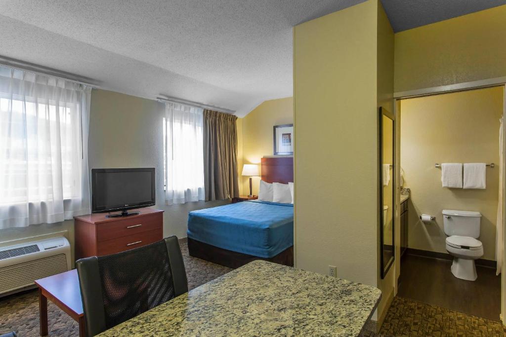 MainStay Suites Brentwood-Nashville - Suite Con Cama Grande - No Fumadores