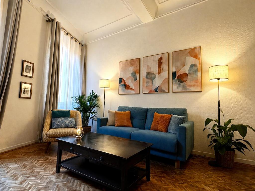 Apartment in Vieux-Nice, Saleya