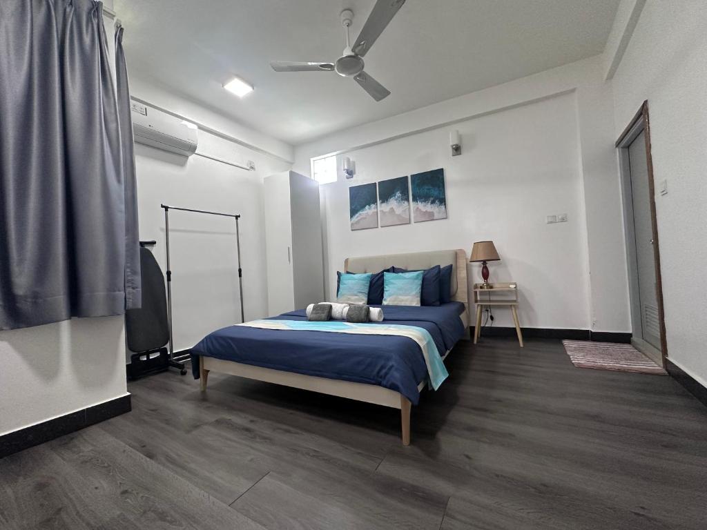فضای داخلی Riviera Cove - Transit Apartment, 15 mins to Airport در ماله - تصویر ۳