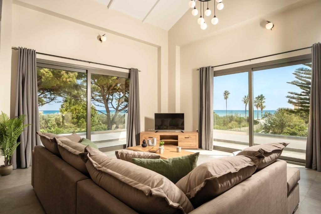 Vizantida 3 Bedroom Sea View Maisonette, By TK Premium Stays