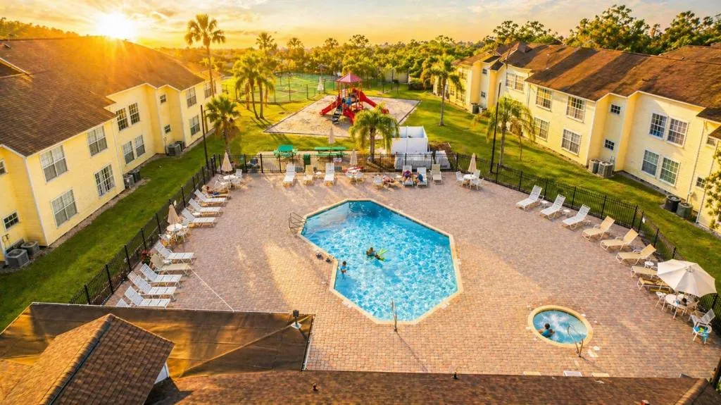 Magical Escape Retreat with Arcade and Pool, Near Disney