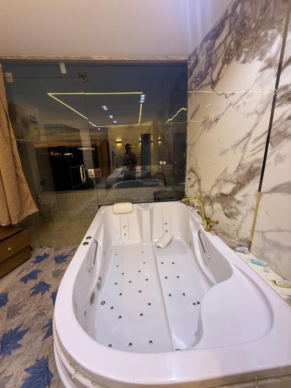 Middle East panorama veiw & jacuzzi photo