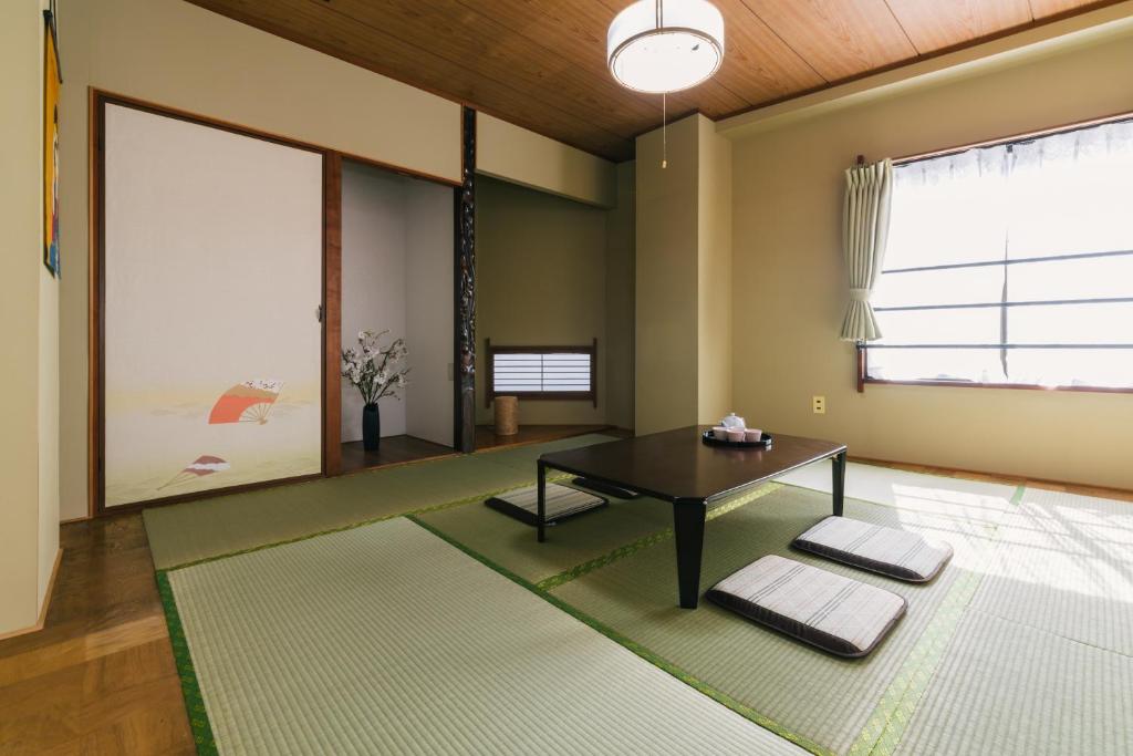 Yasuragi Nakasu - Family Room