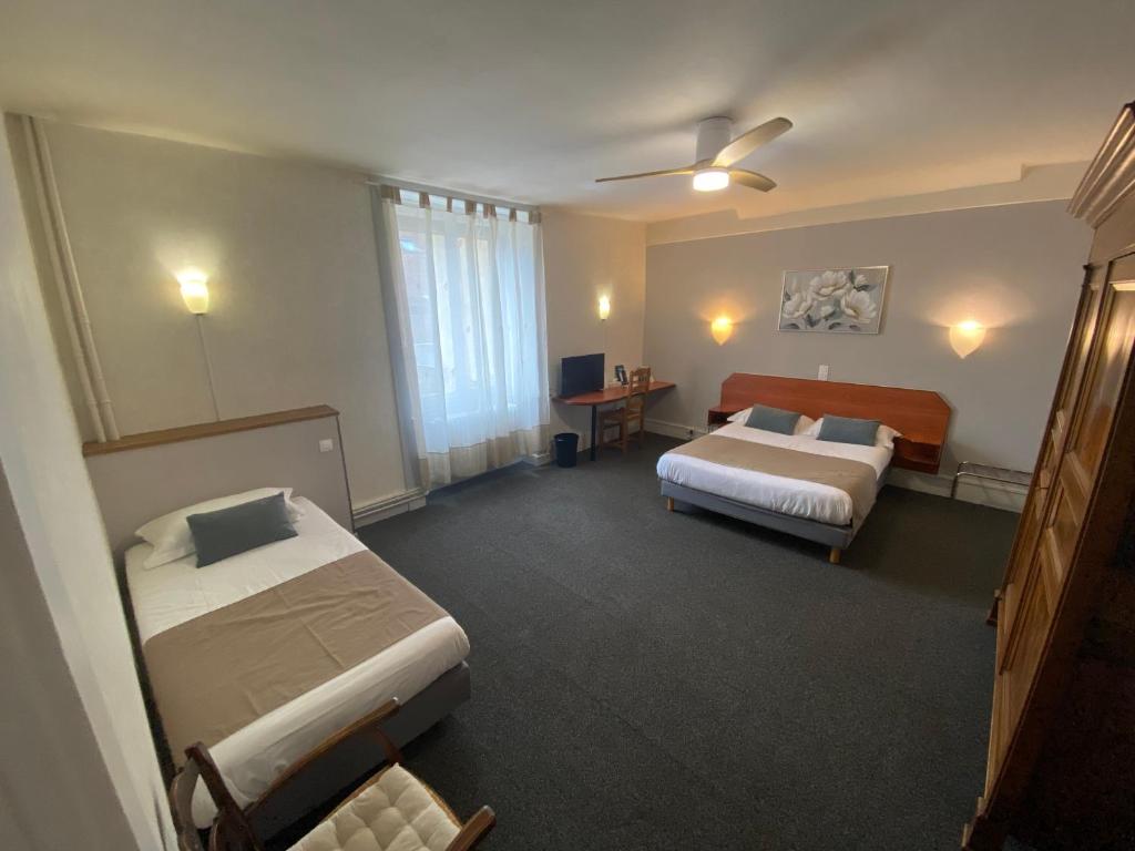 Nouvel Hotel - 三人间