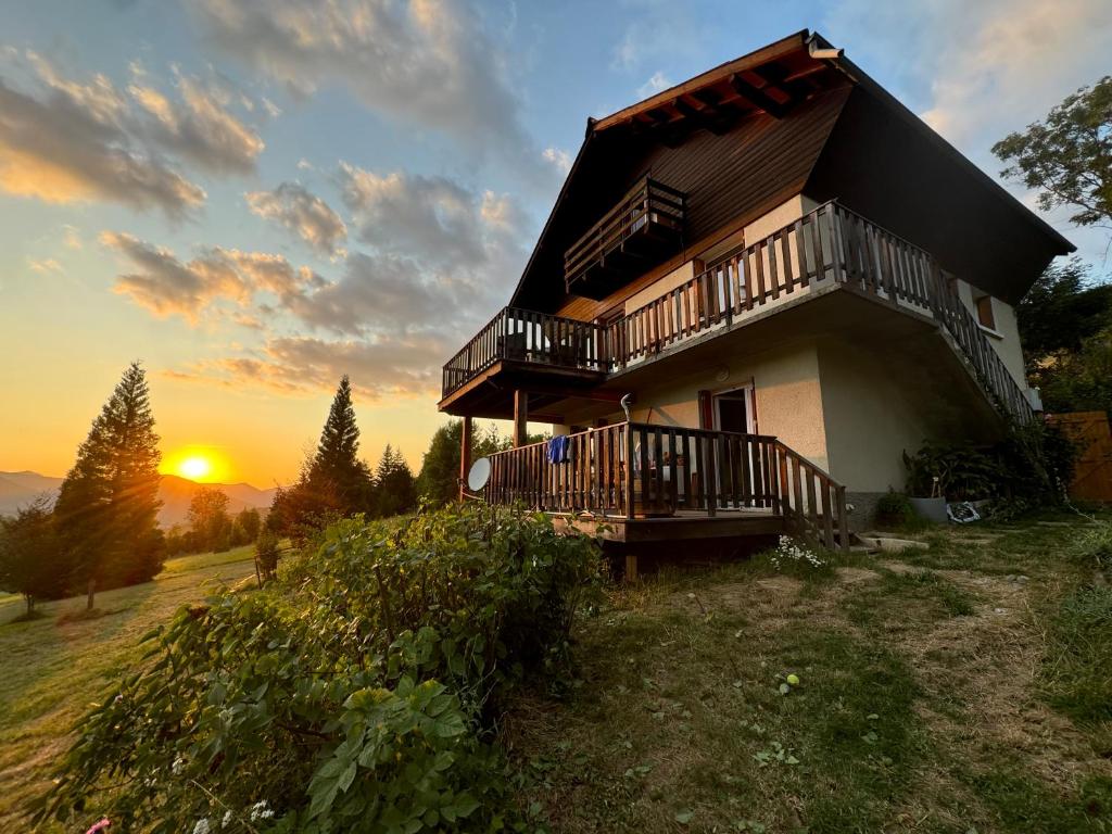 Studio Cosy Calme-Nature, Seyne (tarifs actualisés pour 2026)