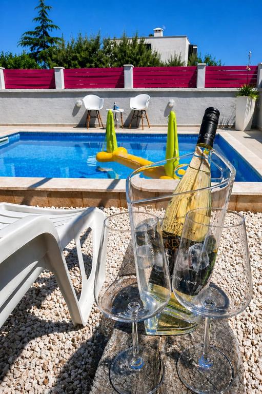 Traum Ferienwohnung mit Pool am Meer, Kroatien, Istrien, Liznjan, Urlaub an der Adria
