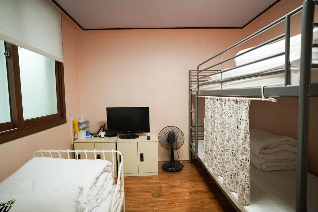 Suncheon Namu Guesthouse - Habitación Familiar