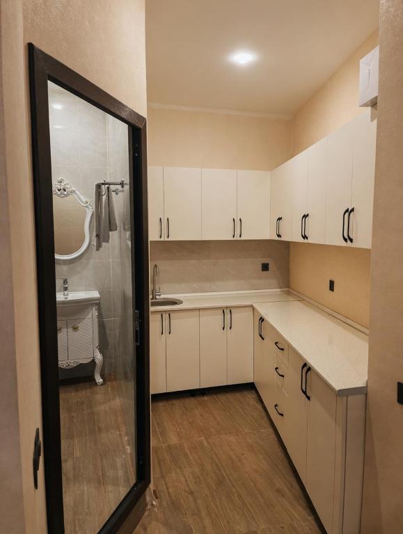 فضای داخلی Nizami Street Comfort Apartment در باکو - تصویر ۳