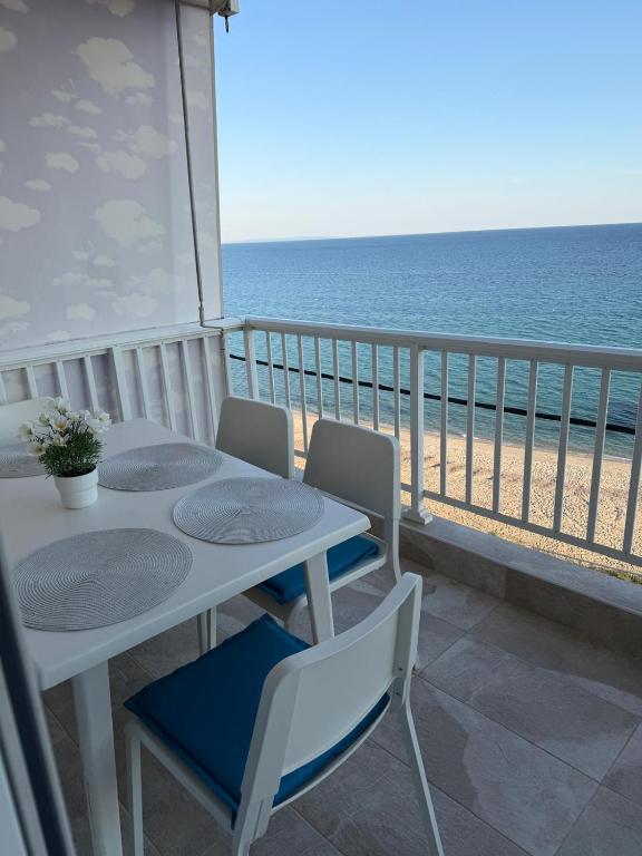 Balkon Apartment am Meer
