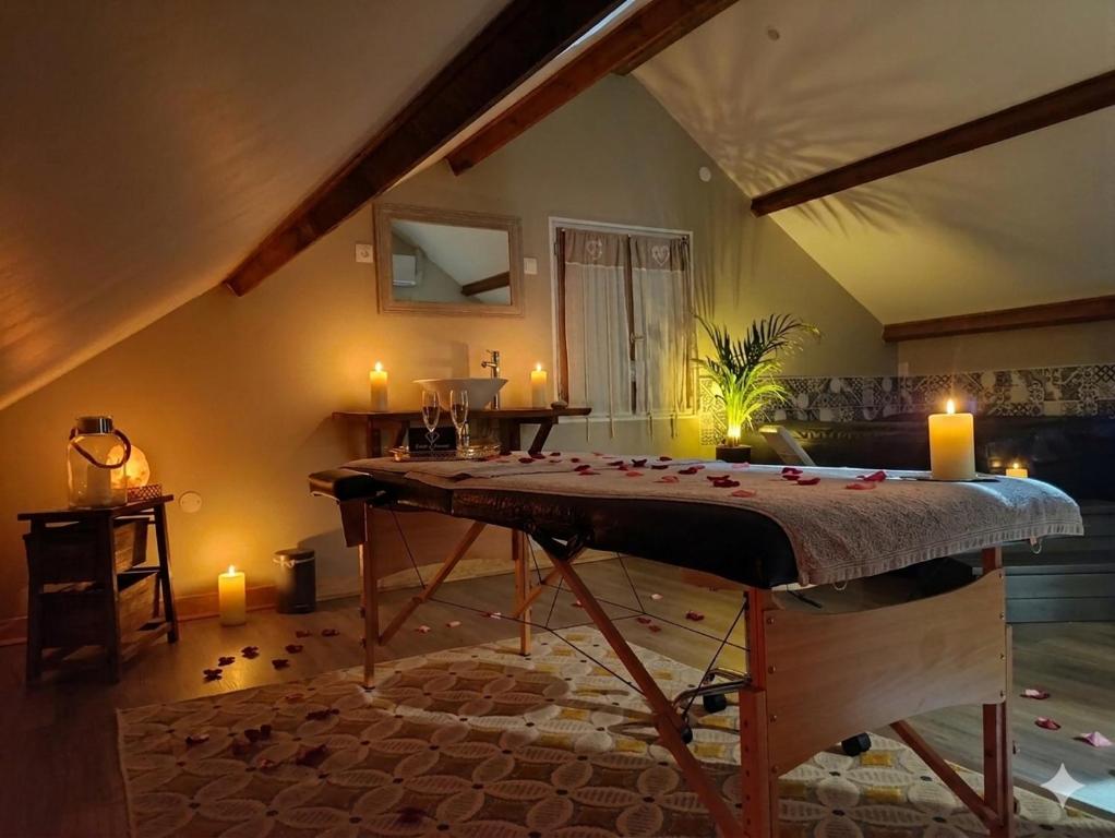 Ecrin d' Amour suite romantique avec Jacuzzi - Housity