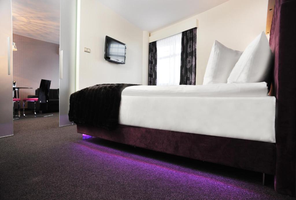 Hotel 3 Trio - Resim 40