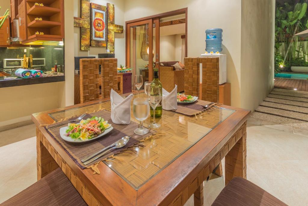 Villa Seriska Seminyak - 14