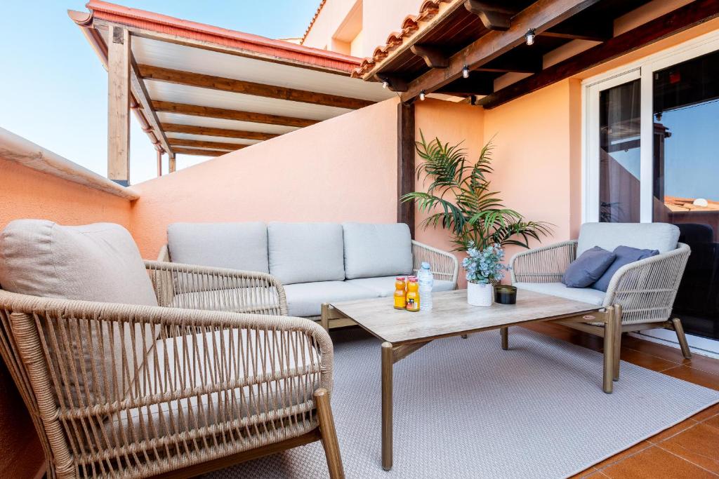 Panoramic Ocean View 4BR Apartment Costa Adeje