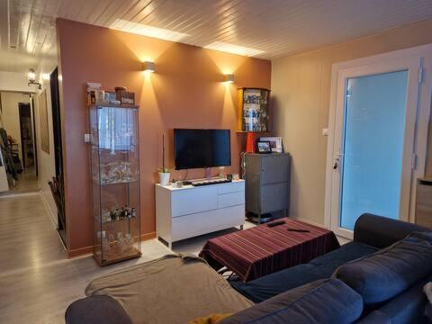 Simple chambre au coeur de Sainte Pazanne