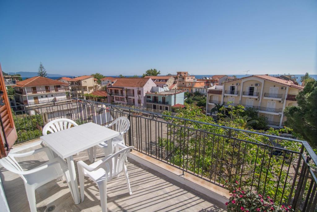 Balkón nebo terasa v ubytování Maria Parameriti Apartments