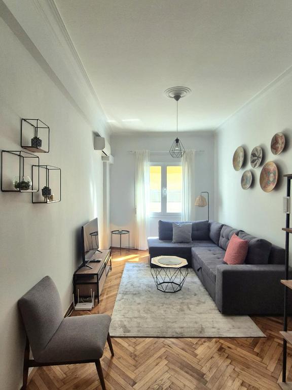 1 Bd Renovated Athenian flat in Kypseli