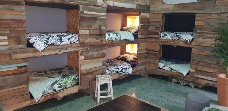 Beach Stoke Beach House Portugal by Stoke Travel - Bunk Bed In Mixed Dormitory Room