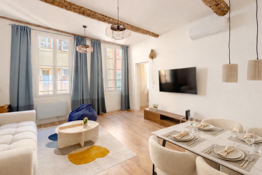 Le Malonat Premium Apartment 3 BedroomS Waterfall View
