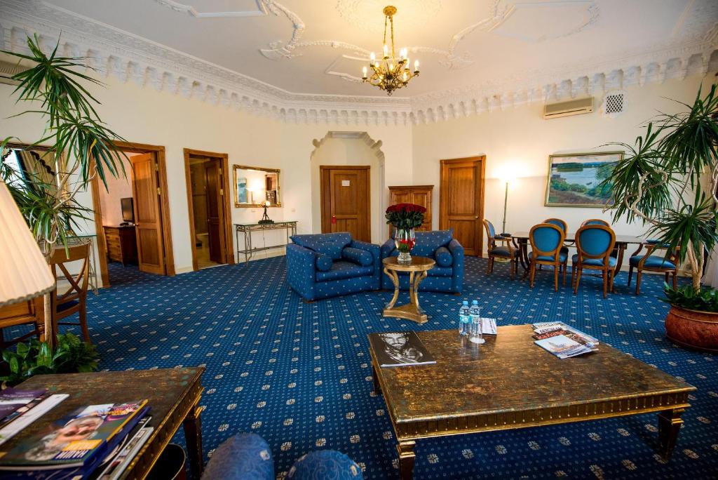 Просторный конференц-зал Grand Hotel Ukraine