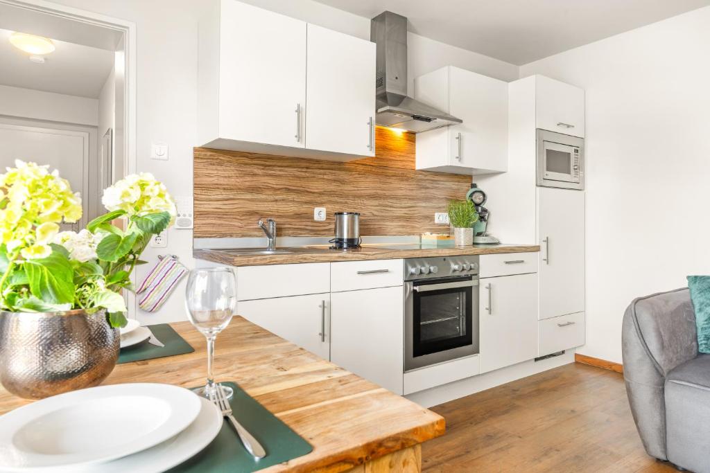 Kurpark Suites Bad Aibling - Suite 4 Im 1.OG Mit Balkon