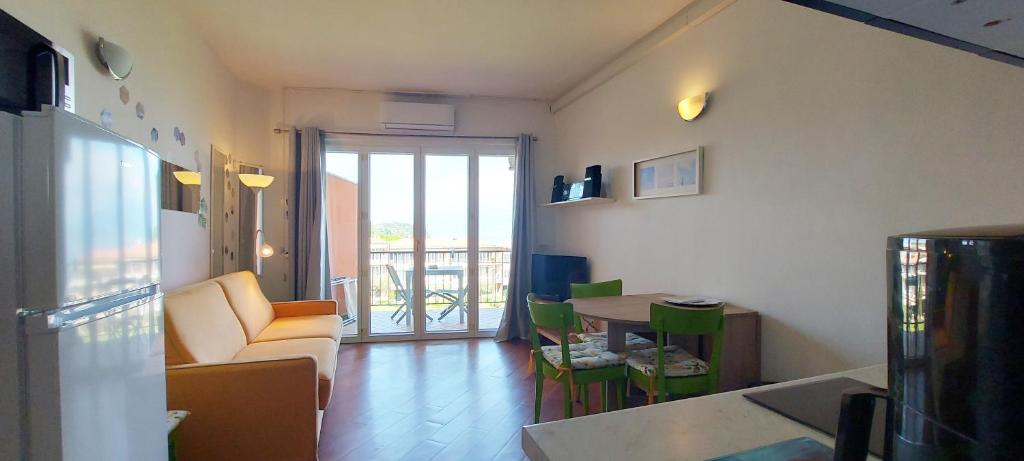 Florence Garda Hotel - One-Bedroom Apartment With Lake View