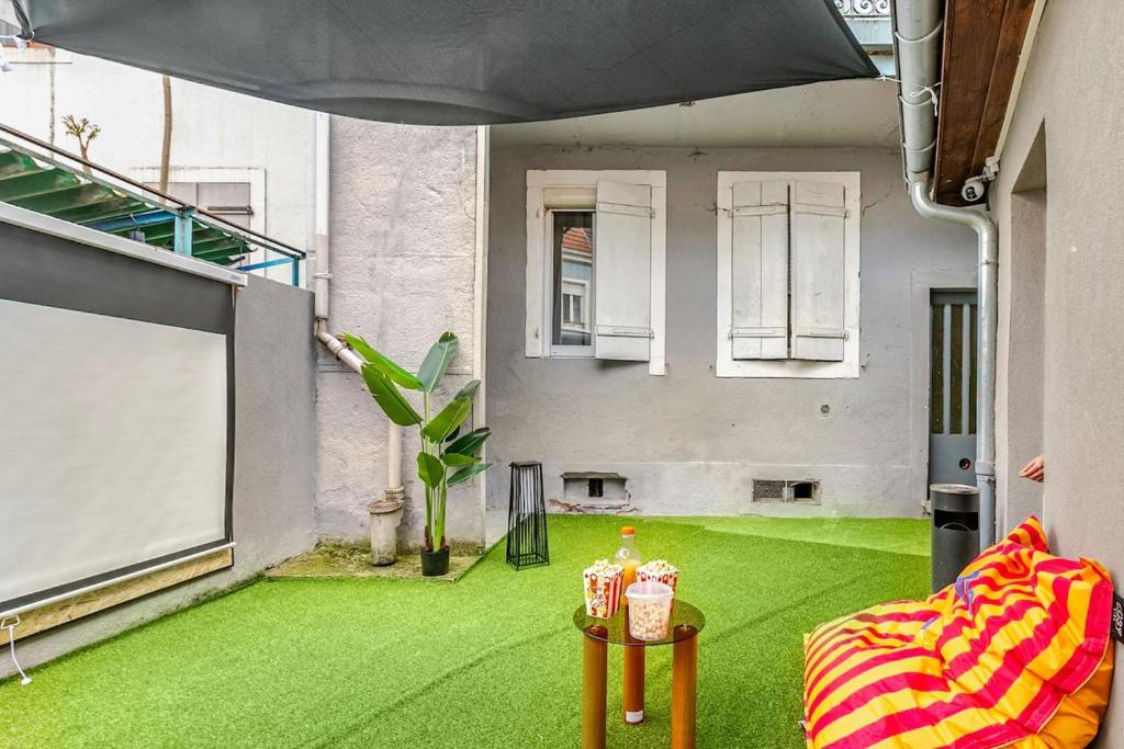 La Jungle Secrète Spa et cinéma en plein air – photo 11