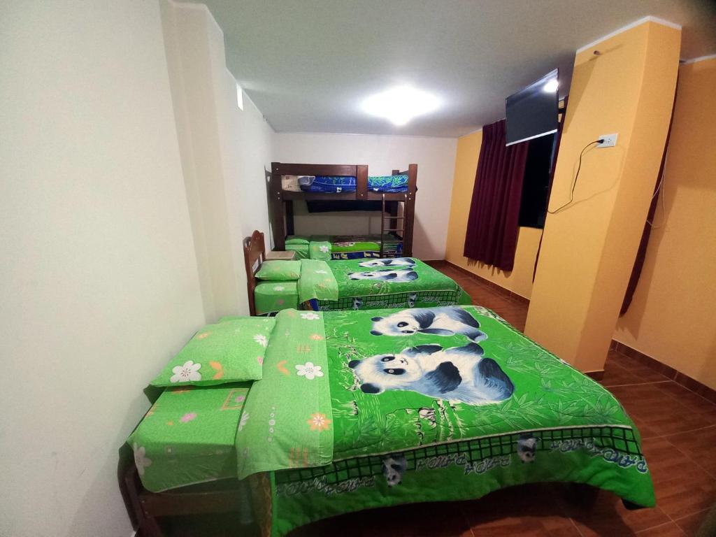 Hostal Selena - Vierbettzimmer Mit Eigenem Bad