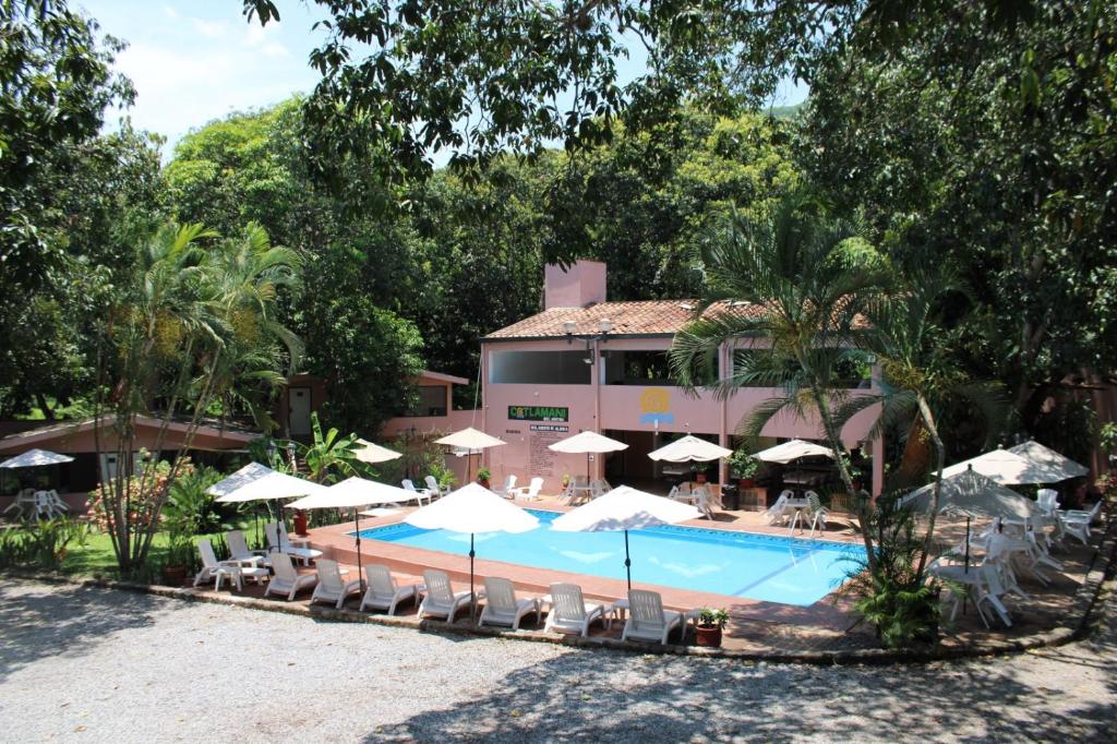Bazén v ubytování Cotlamani Hotel Aventura nebo v jeho okolí
