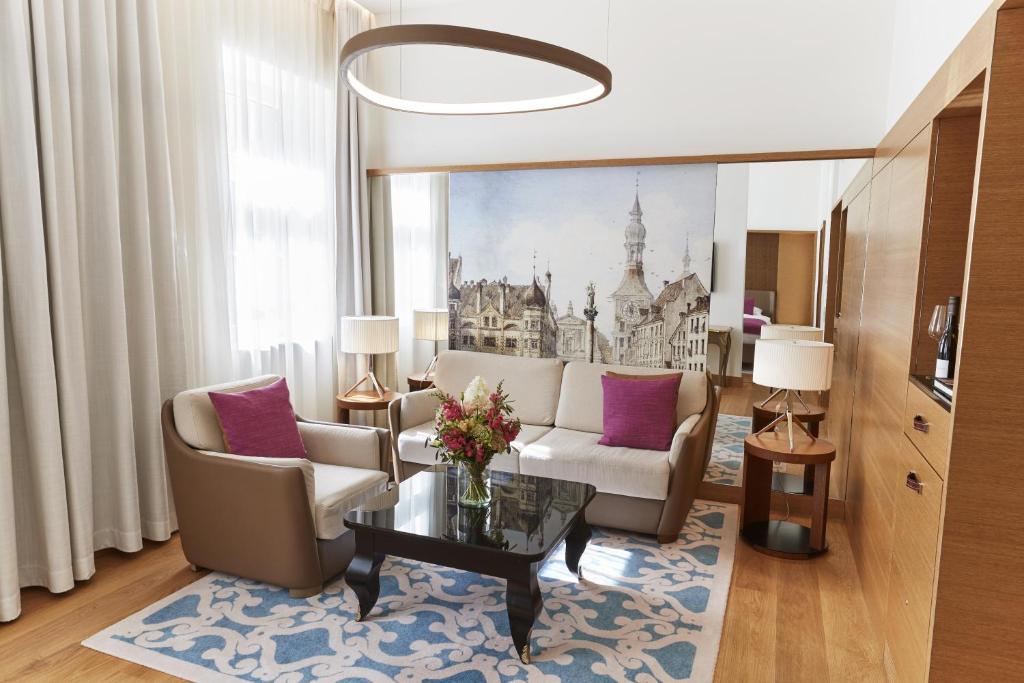 Vier Jahreszeiten Kempinski München - Deluxe Juniorsuite