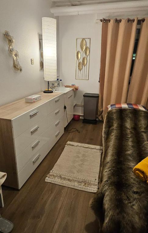 Studio Colmar breakfast shared bathroom – photo 5