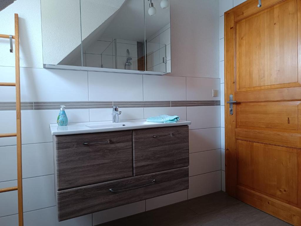 Feriendorf Nehmeier - Two-Bedroom Apartment With Balcony