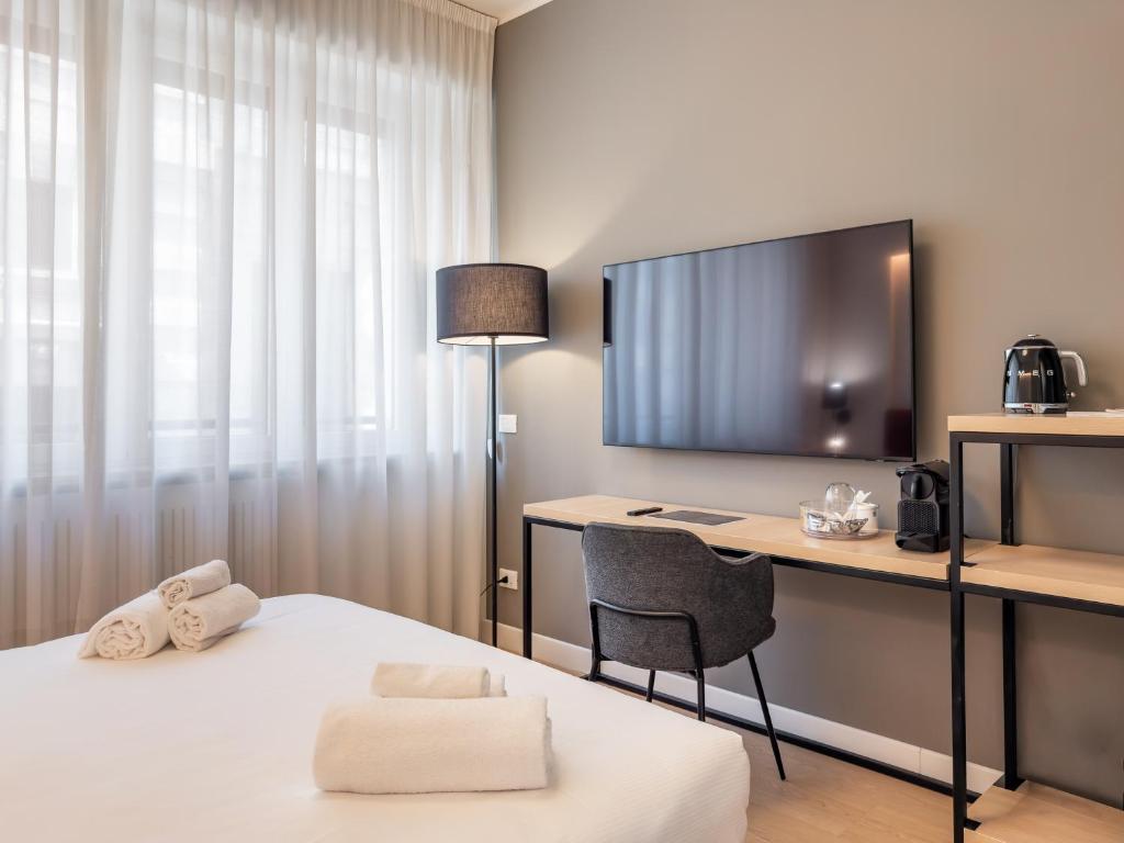 BE-Co Business Double Suite