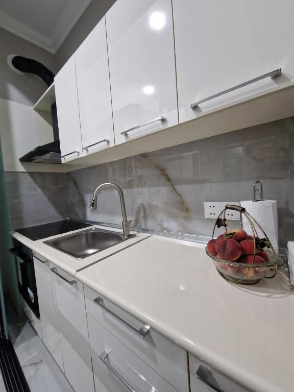لابی و فضای عمومی CAPITAL PLAZA TIV Apartment - تصویر ۵