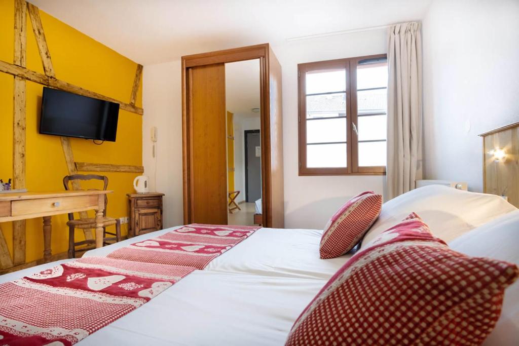 Brit Hotel Le Relais d'Issenheim - Habitación Doble Superior