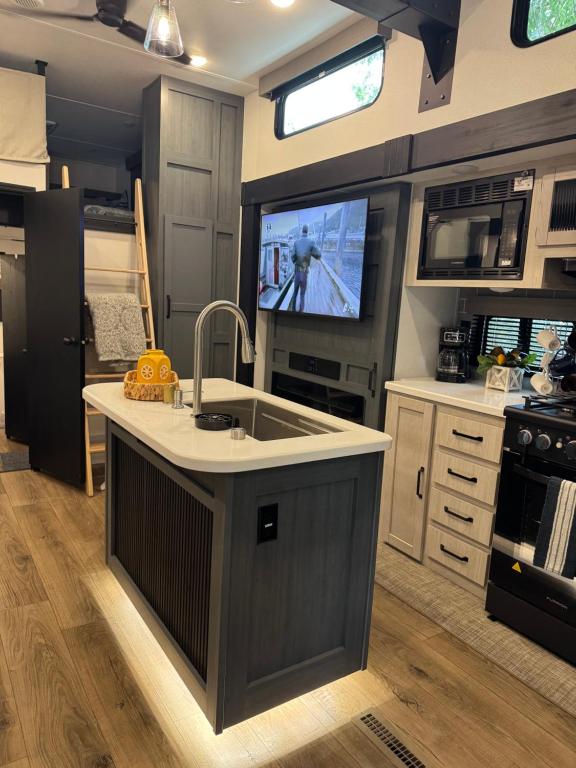 Extra large 4 bedroom with two full bath glamping rv with golf cart ...