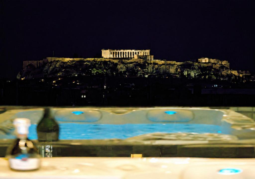 Athens Skyline Penthouse Jacuzzi Acropolis View