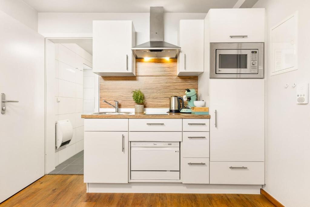 Kurpark Suites Bad Aibling - Suite 2 Im EG Mit Balkon
