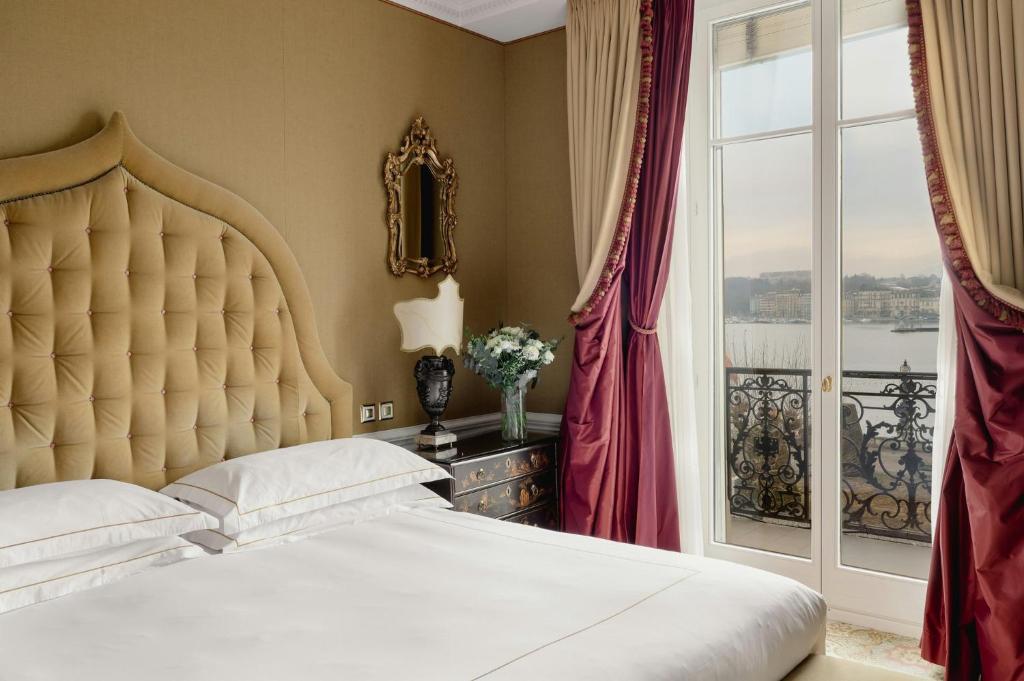 Junior Suite with Lake View