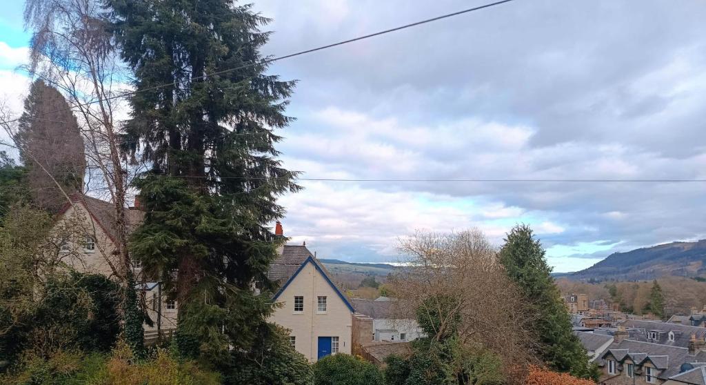 Tigh Na Cloich - Error