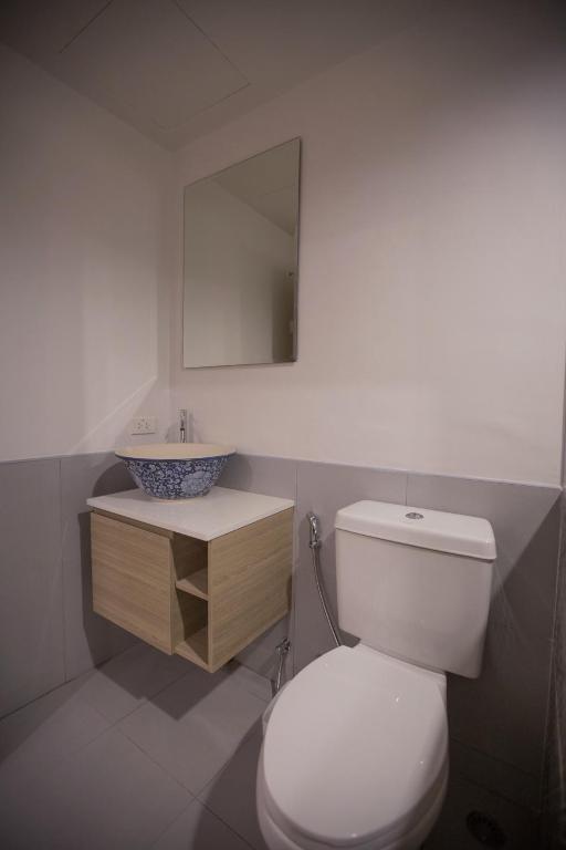 Vera Nidhra - Self check-in after 6pm - 6