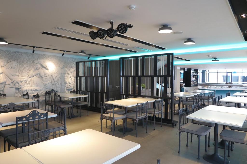 Pearl Hotel Phuket - Resim 42