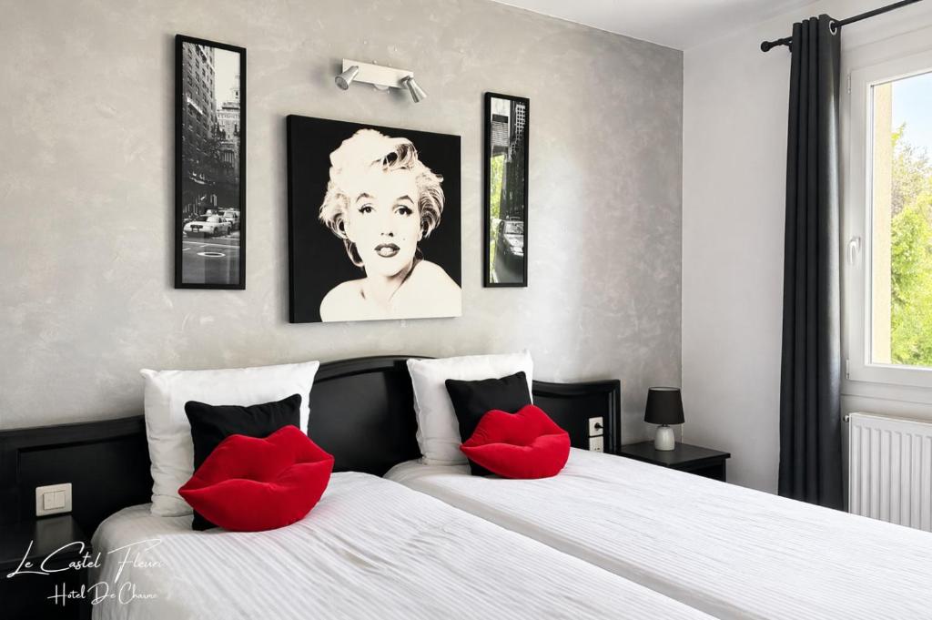 Logis Hôtel Restaurant Le Castel Fleuri - Tweepersoonskamer Met 2 Aparte Bedden