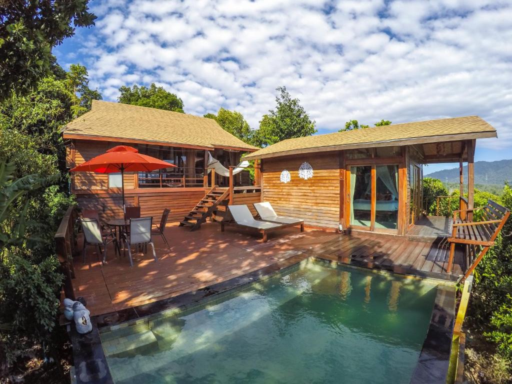 Serendipity Beach Resort Koh Lipe - 13