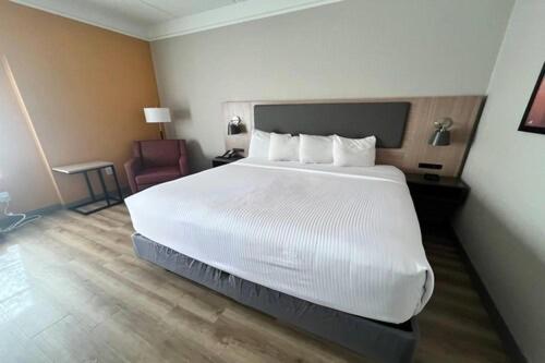 La Quinta by Wyndham Jacksonville Butler Blvd photo
