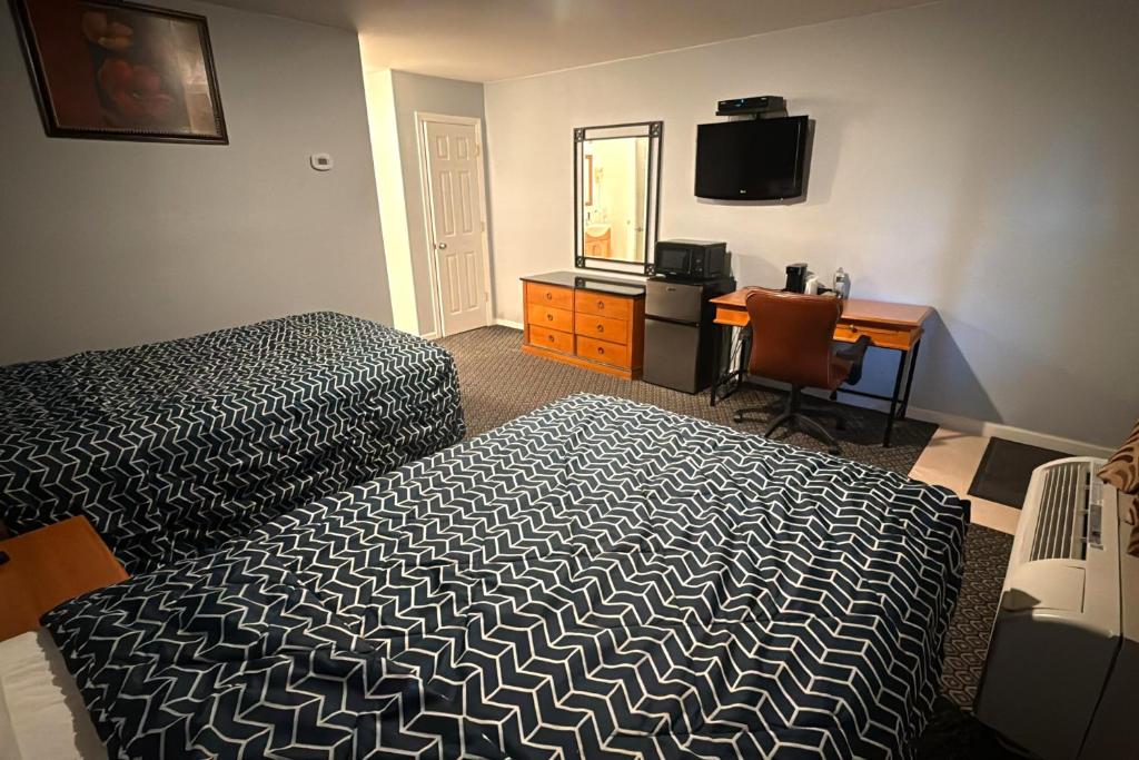 At 9 Motel Near Freehold I-195 photo