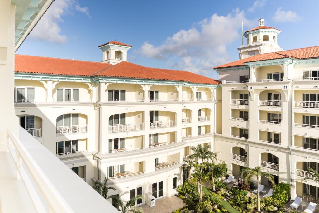 Eau Palm Beach Resort & Spa - 