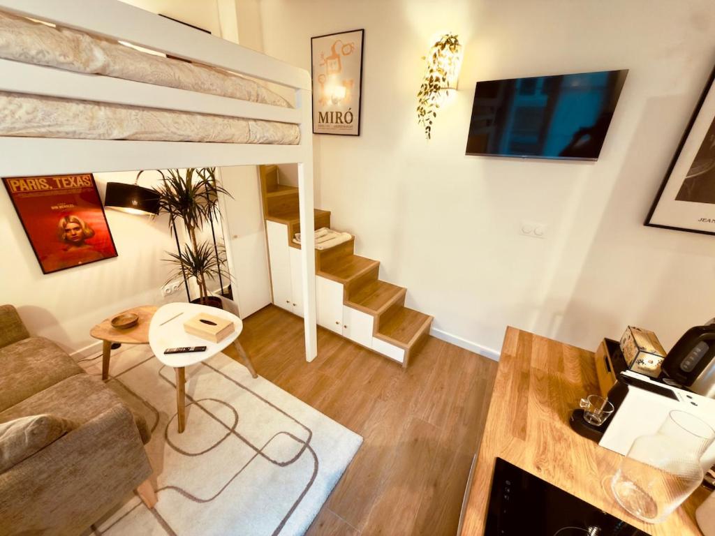Charming renovated Air Conditioned Studio, Panthéon, Notre Dame
